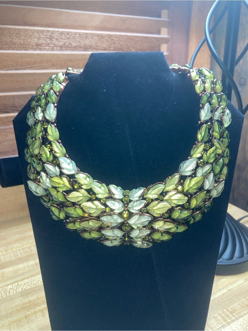 Green Leaf Statement Bib Necklace - Women Jewelry